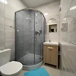 Vandrerhjem Etna - -noclegi 24 -parking- Rzeszów