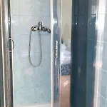 Etna - -noclegi 24 -parking- رشيشوف