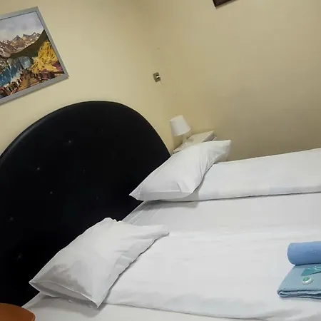 Хостел Etna - -noclegi 24 -parking-