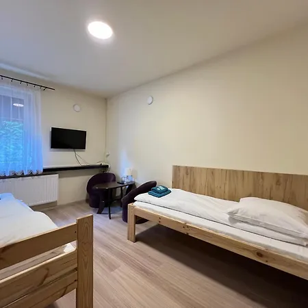 Etna - -noclegi 24 -parking- Хостел *