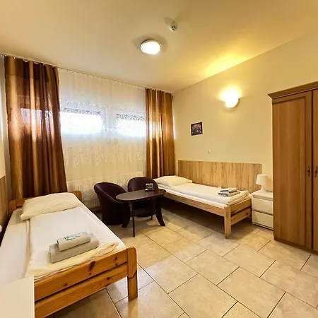 Etna - -noclegi 24 -parking- Rzeszów