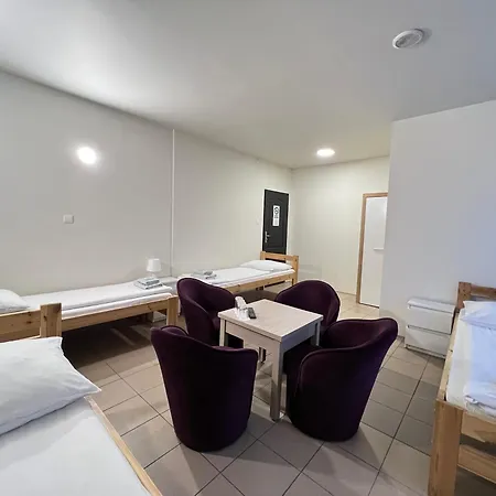 Etna - -noclegi 24 -parking- * Rzeszow