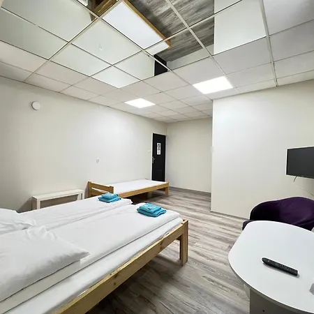 Hostel Etna - -noclegi