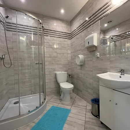 Etna - -noclegi 24 -parking- * Rzeszow