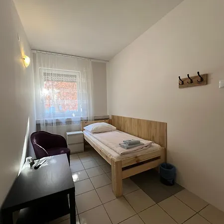 Etna - -noclegi 24 -parking-