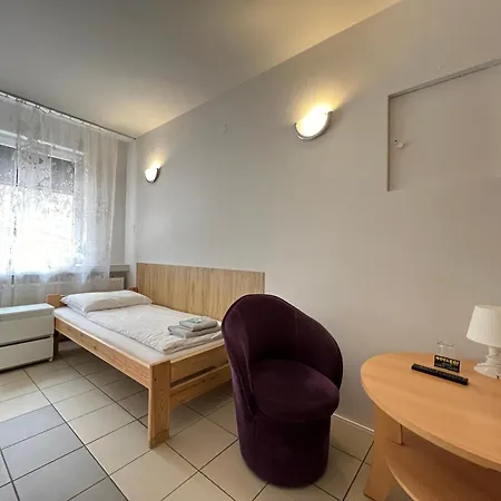 Hostel Etna - -noclegi *