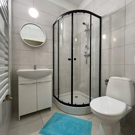 Hostel Etna - -noclegi 24 -parking- Rzeszow