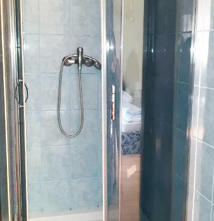 Etna - -noclegi 24 -parking- Ряшів