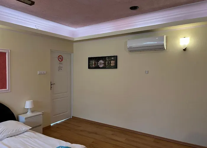 Etna - -noclegi 24 -parking- بيت شباب