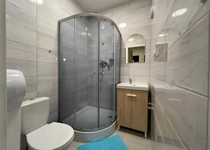 Hostel Etna - -noclegi 24 -parking- Rzeszow