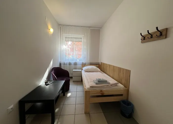 Etna - -noclegi 24 -parking- * Rzeszów