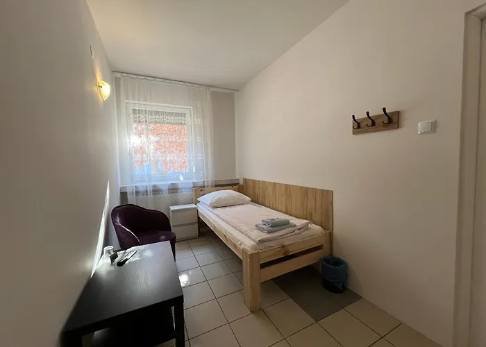 Etna - -noclegi 24 -parking-