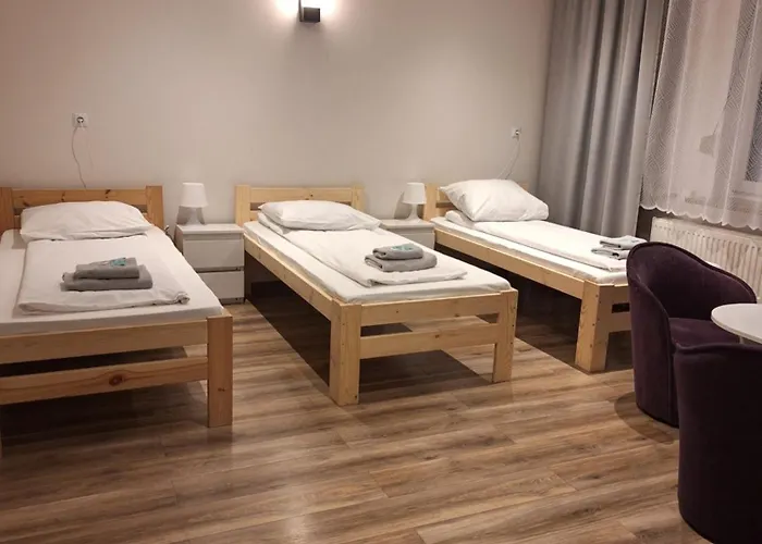 Etna - -noclegi 24 -parking- Hostel