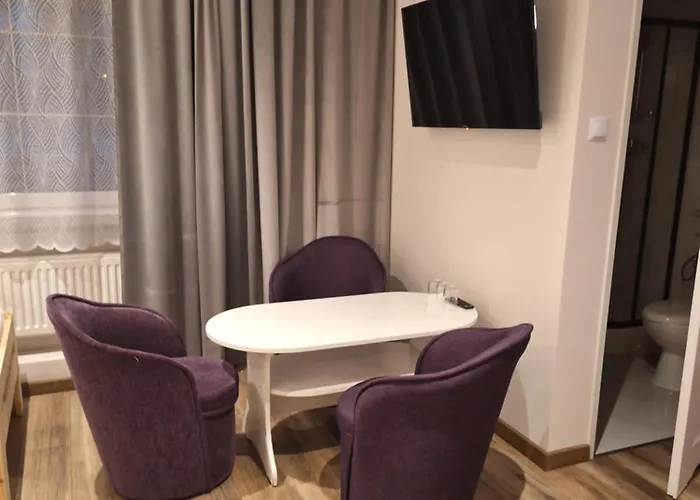 Etna - -noclegi 24 -parking- *