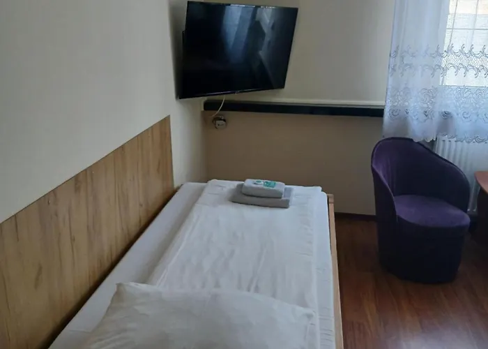Etna - -noclegi 24 Hostel Rzeszów