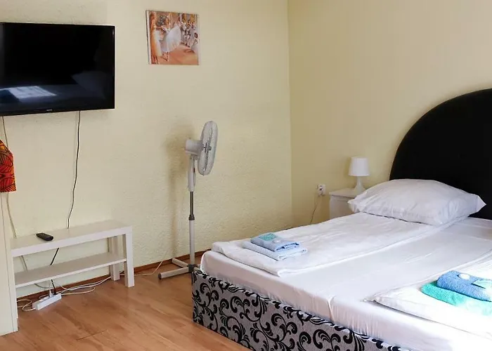 Etna - -noclegi 24 -parking-