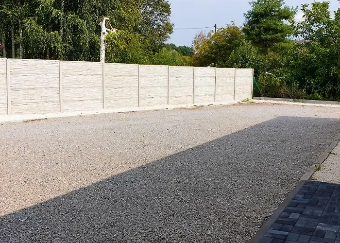 بيت شباب Etna - -noclegi 24 -parking- رشيشوف